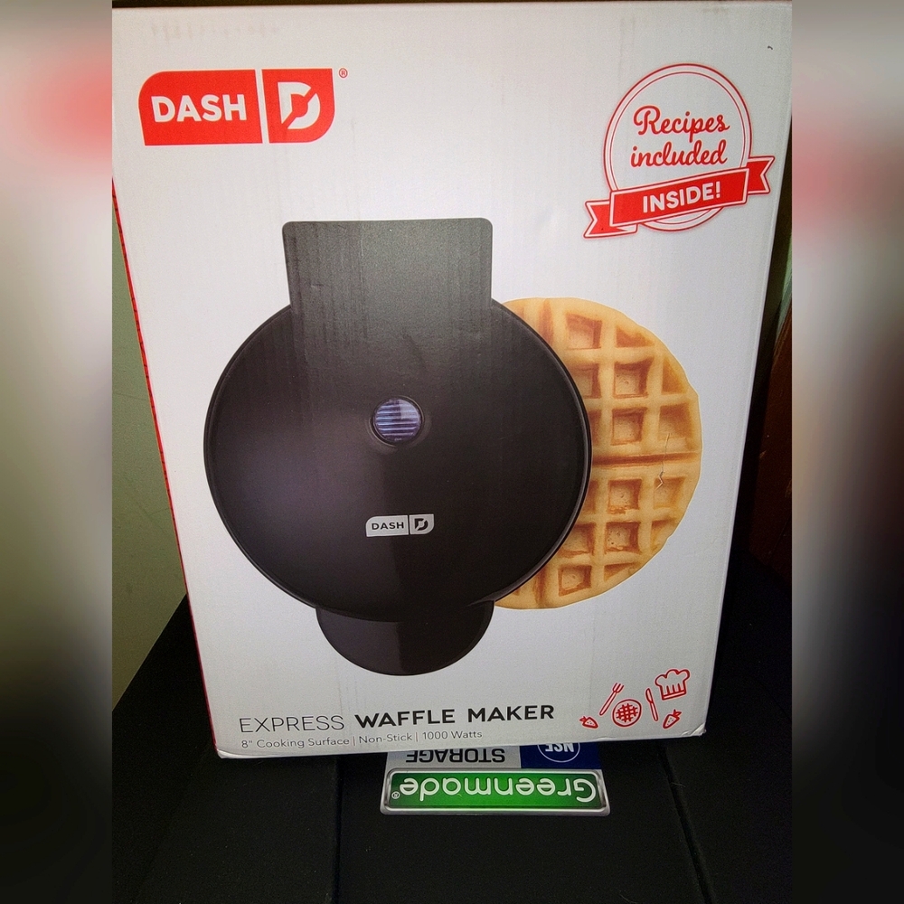 Dash waffle maker